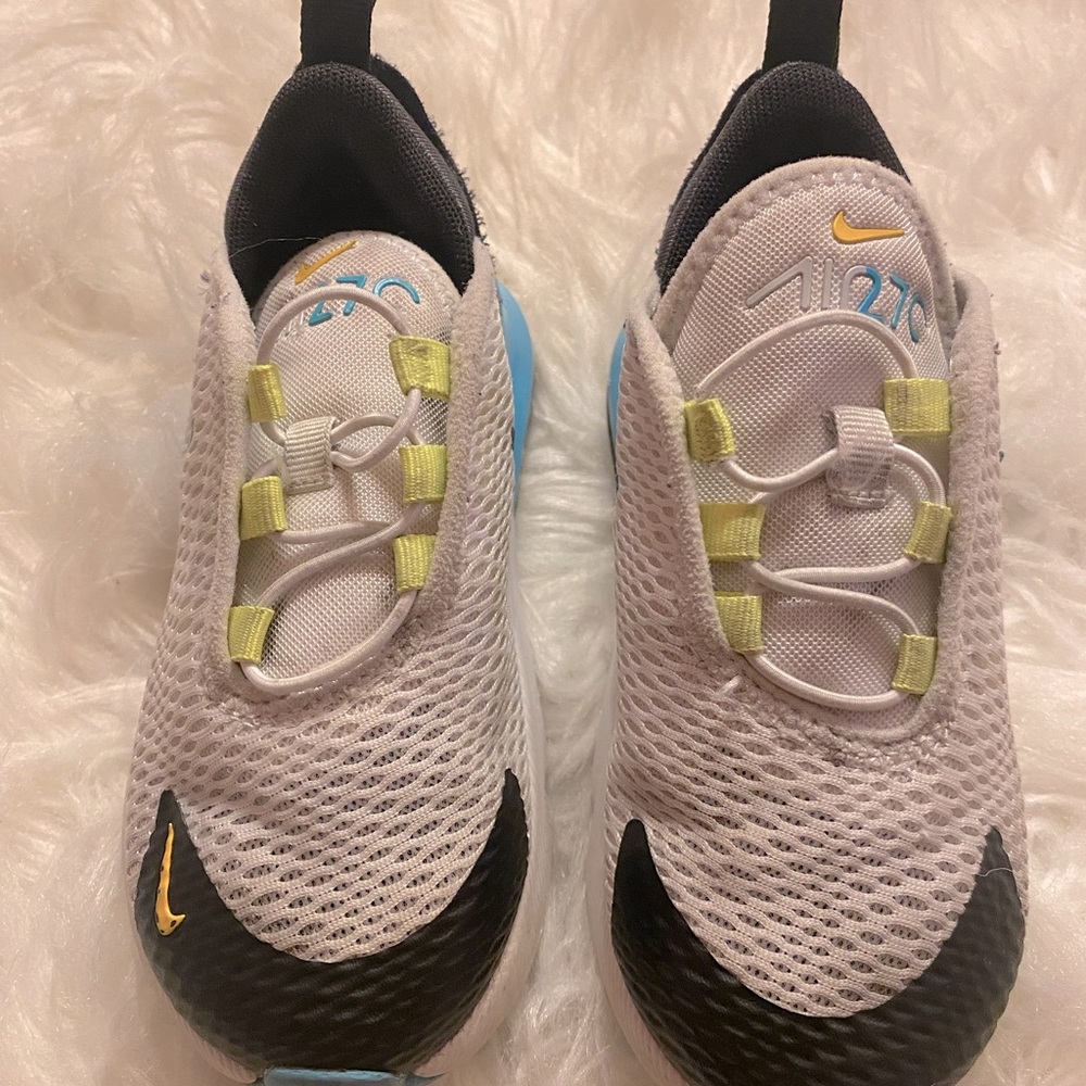 Nike Air 270